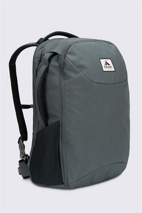 macpac quest 30l